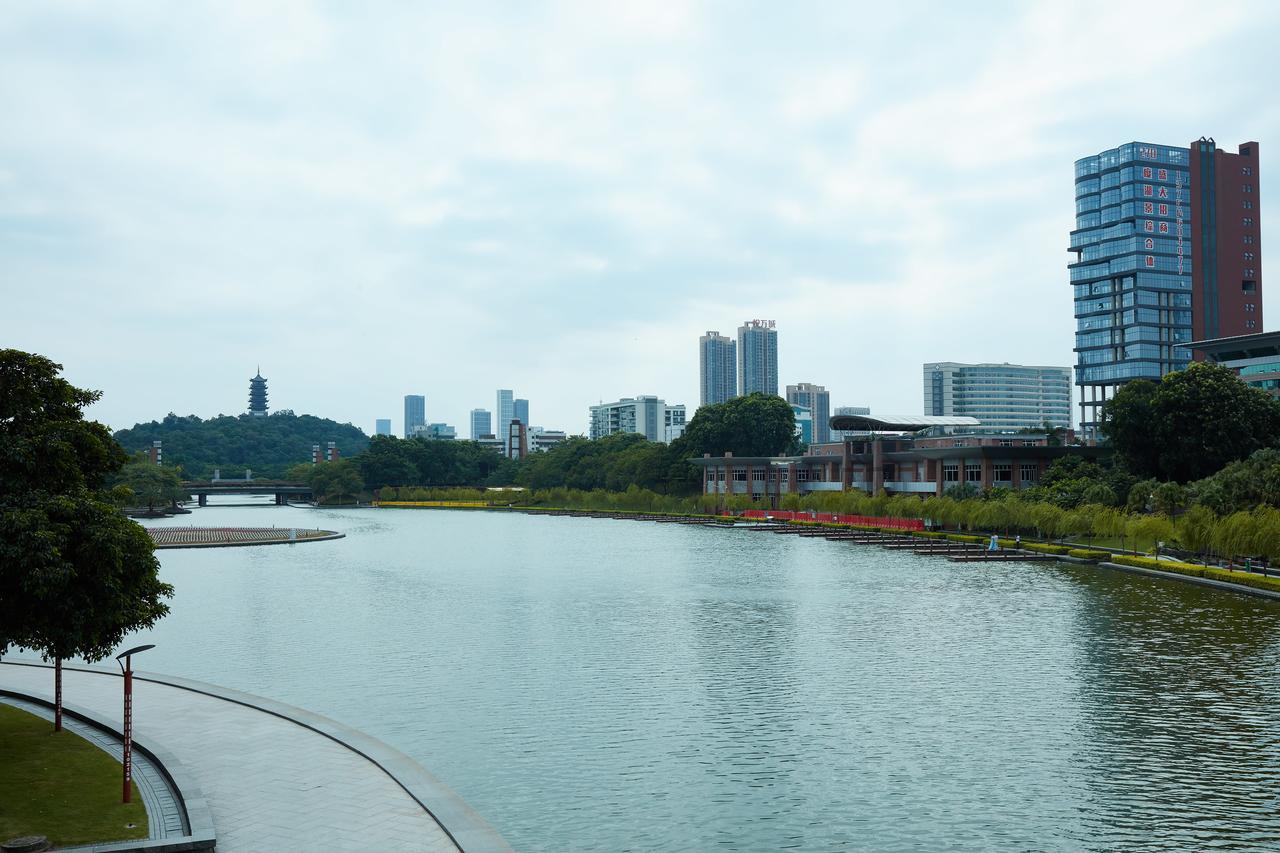The Thousand Lantern Lake Hotel Фошань Экстерьер фото
