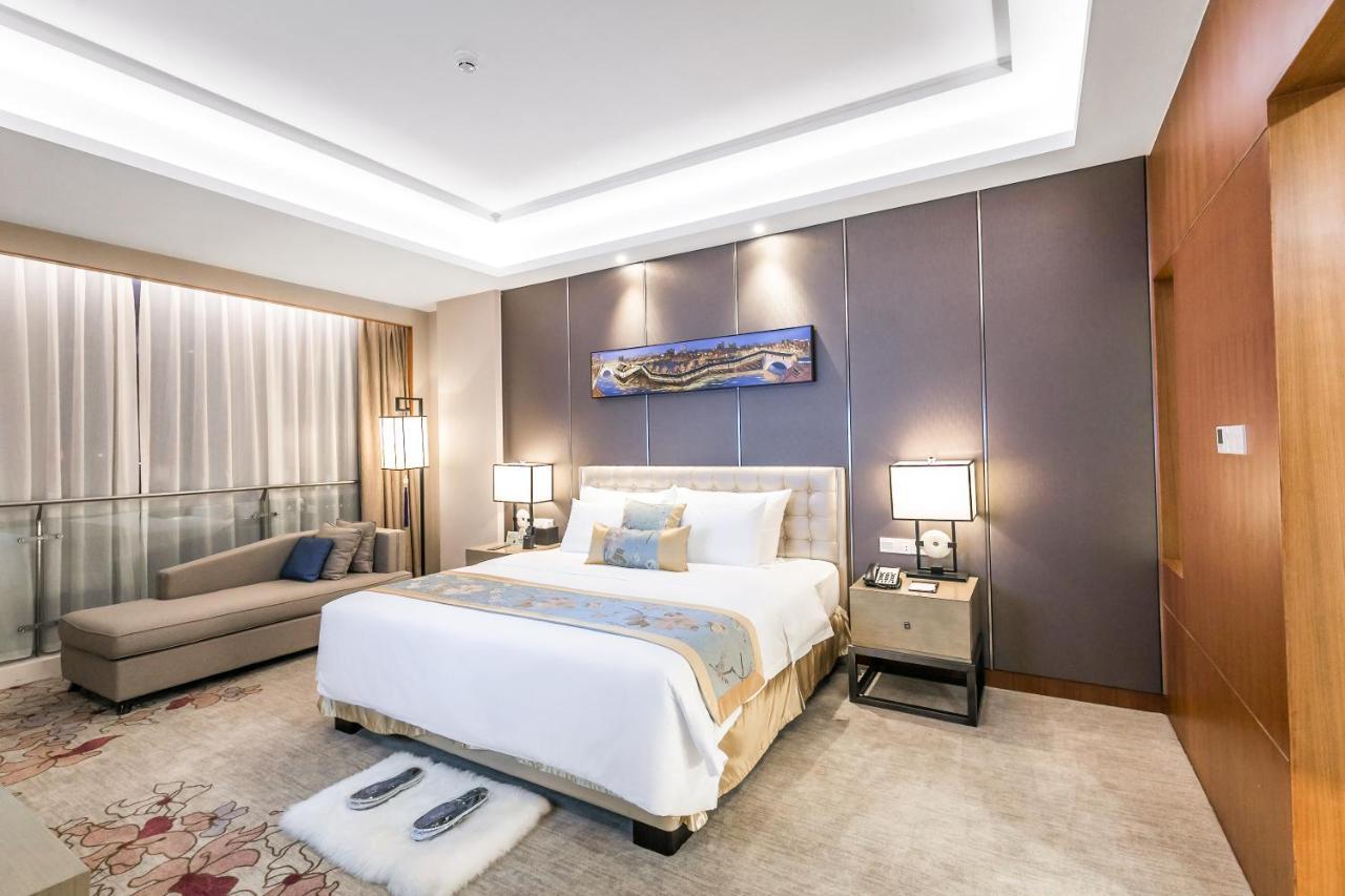 The Thousand Lantern Lake Hotel Фошань Экстерьер фото